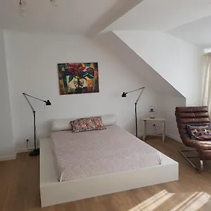 Maison Des Fleurs Brüssel